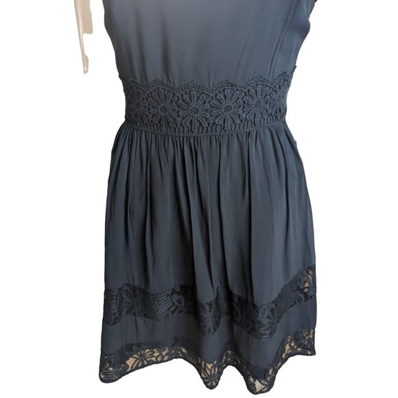 LC Lauren Conrad Navy Lace Floral Fit and Flare Sleeveless Above Knee Dress - Picture 2 of 9